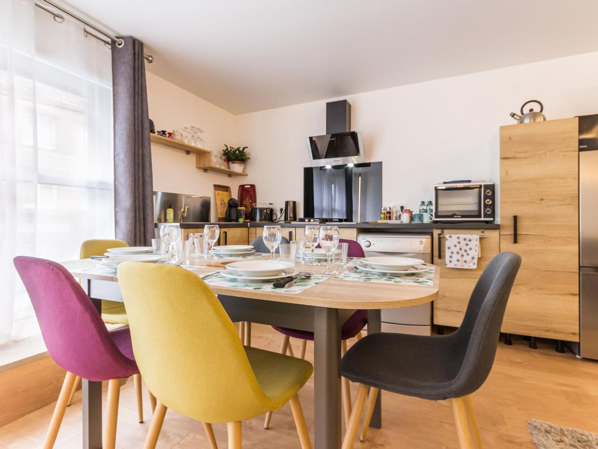 Maison De Ville A St Nazaire, Pres Du Front De Mer, Climatisee, 3 Chambres Avec Sdb Privatives, Wifi - Fr-1-306-1203 サン・ナゼール エクステリア 写真